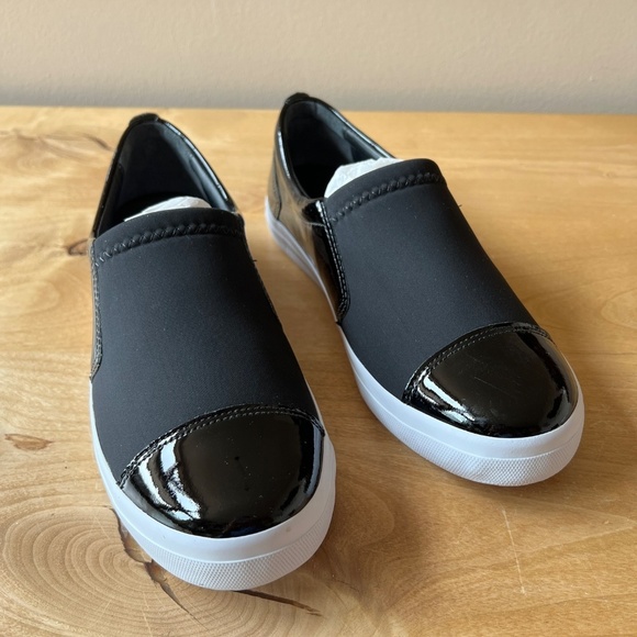 MARC JOSEPH NY JAY SNEAKER SLIP ON NEW BLACK 7.5 COMFORT LIGHTWEIGHT CASUAL CHIC - Picture 1 of 12